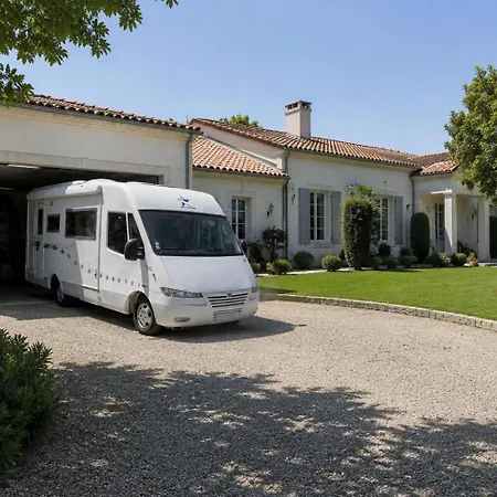 Ile Aux Combis Camping-car 4 Places Confort Destination Libre Depart Oleron Campsite